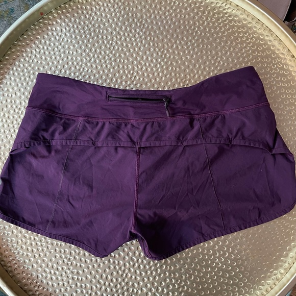 Lululemon Size 8 - Picture 2 of 3